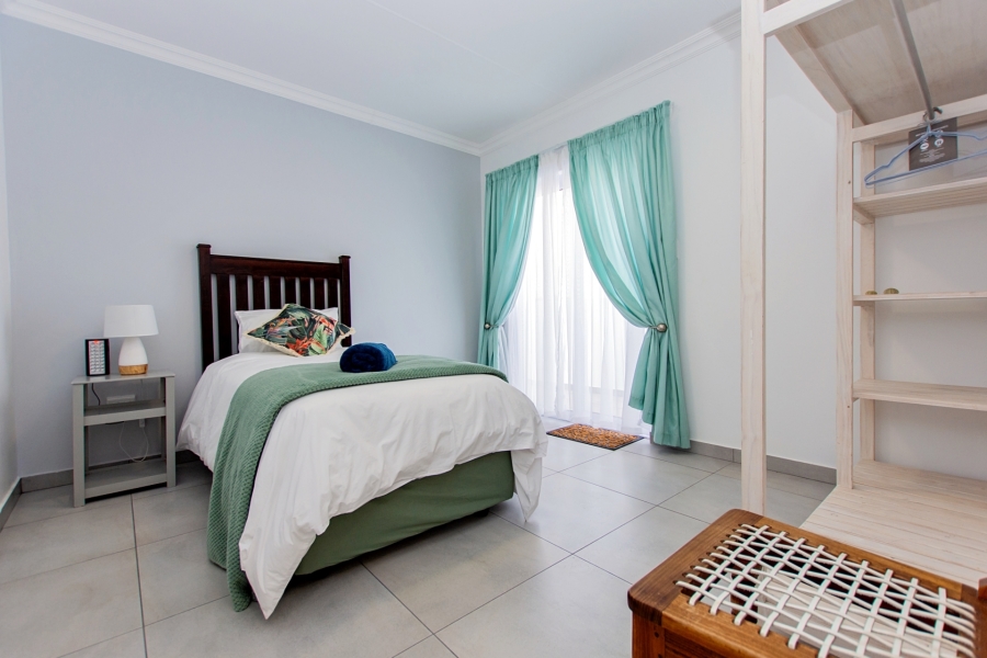 5 Bedroom Property for Sale in Brittania Beach Estate Western Cape